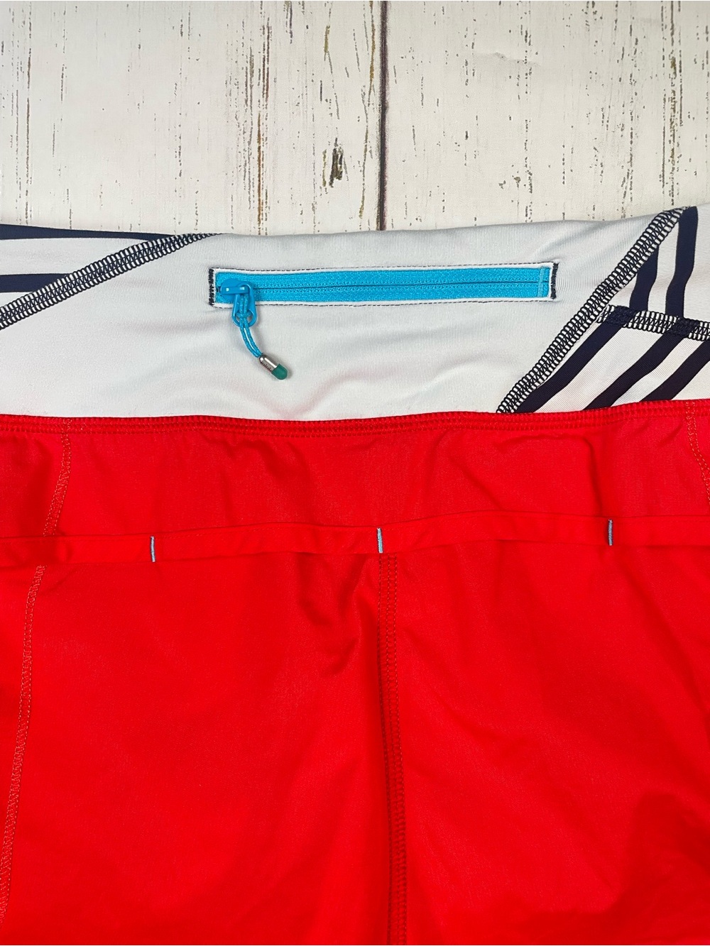 Lululemon Run: Speed Shorts Love Red Quilt Print 2.5” *Limited Edition - Picture 10 of 16